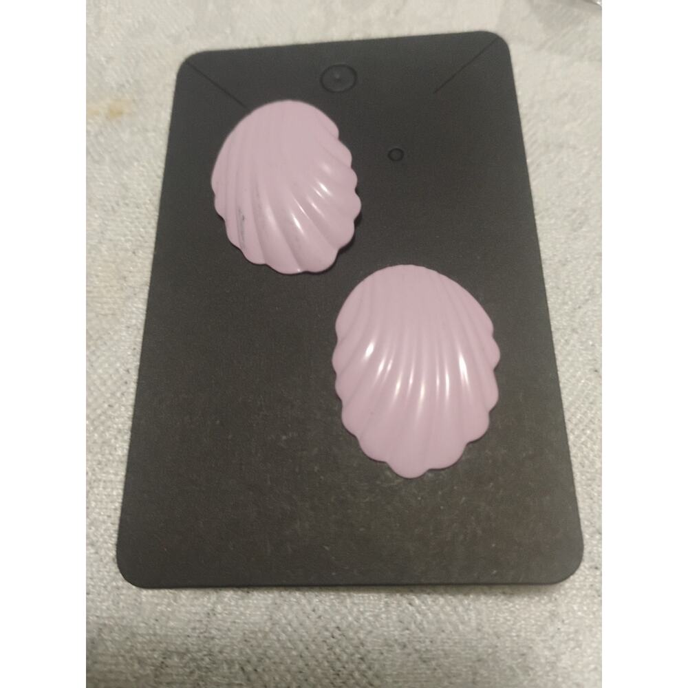 Vintage Pink Seashell Earrings Retro 80s 90s Shell Studs Beach Coastal Jewelry